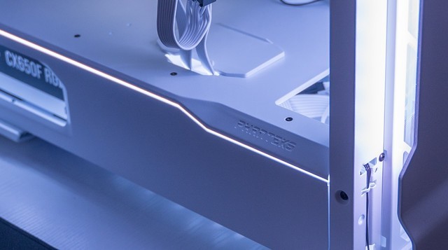 颜值、扩展、做工，你们要的全都有了！追风者518XTG 幻影白机箱装机分享