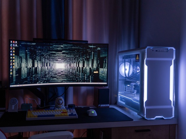 颜值、扩展、做工，你们要的全都有了！追风者518XTG 幻影白机箱装机分享