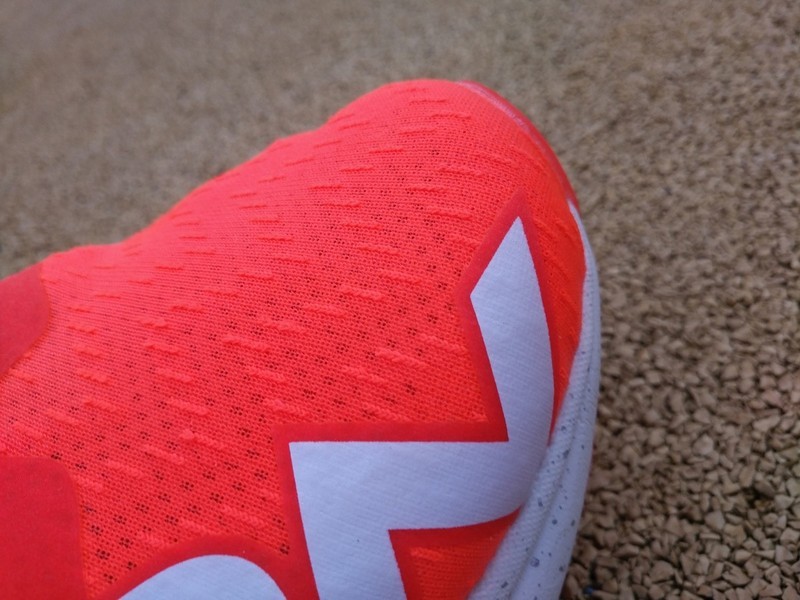 跑步减脂必备的高弹透气跑鞋，咕咚21K逐日PRO体验