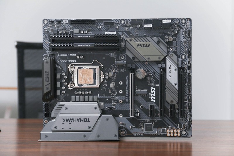 3800攒台二手电脑，机箱电源散热花了一半，朋友说败家？