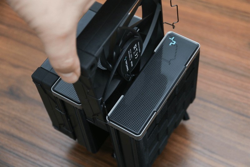 3800攒台二手电脑，机箱电源散热花了一半，朋友说败家？