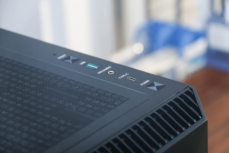 3800攒台二手电脑，机箱电源散热花了一半，朋友说败家？