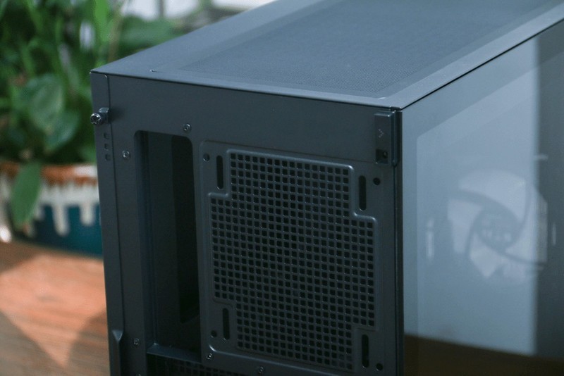 3800攒台二手电脑，机箱电源散热花了一半，朋友说败家？