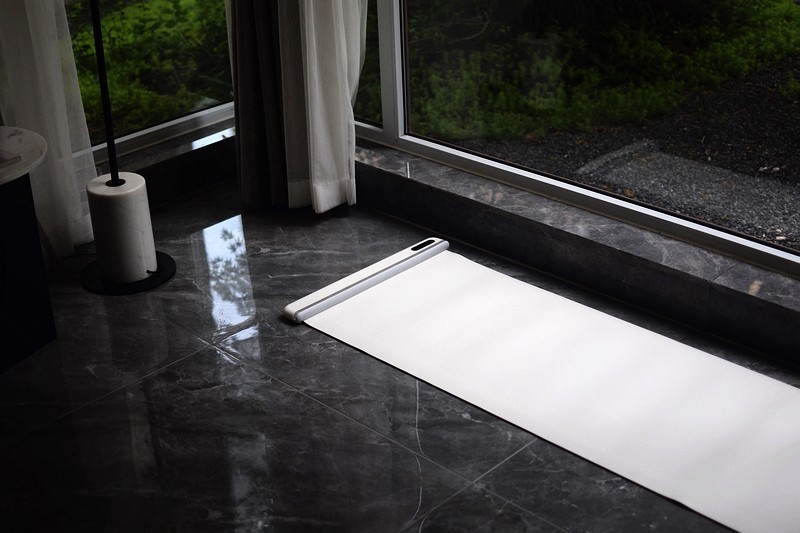 居家滑行运动 一张垫子练全身 FED多功能燃脂滑冰垫