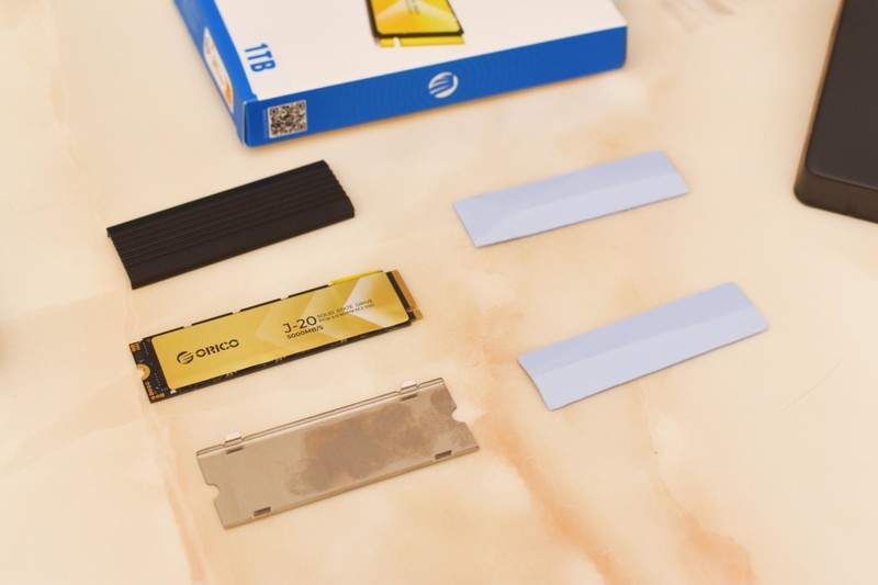 ORICO J20 SSD+USB4硬盘盒套装：打造你的极速移动数据库