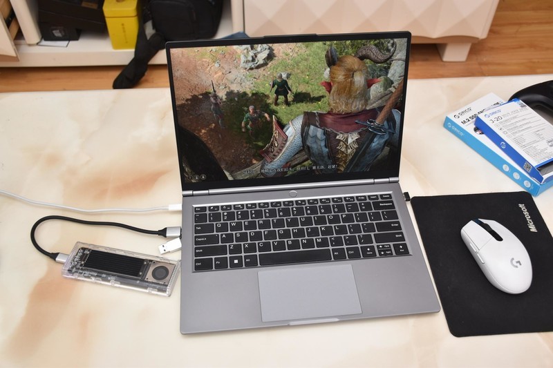 ORICO J20 SSD+USB4硬盘盒套装：打造你的极速移动数据库