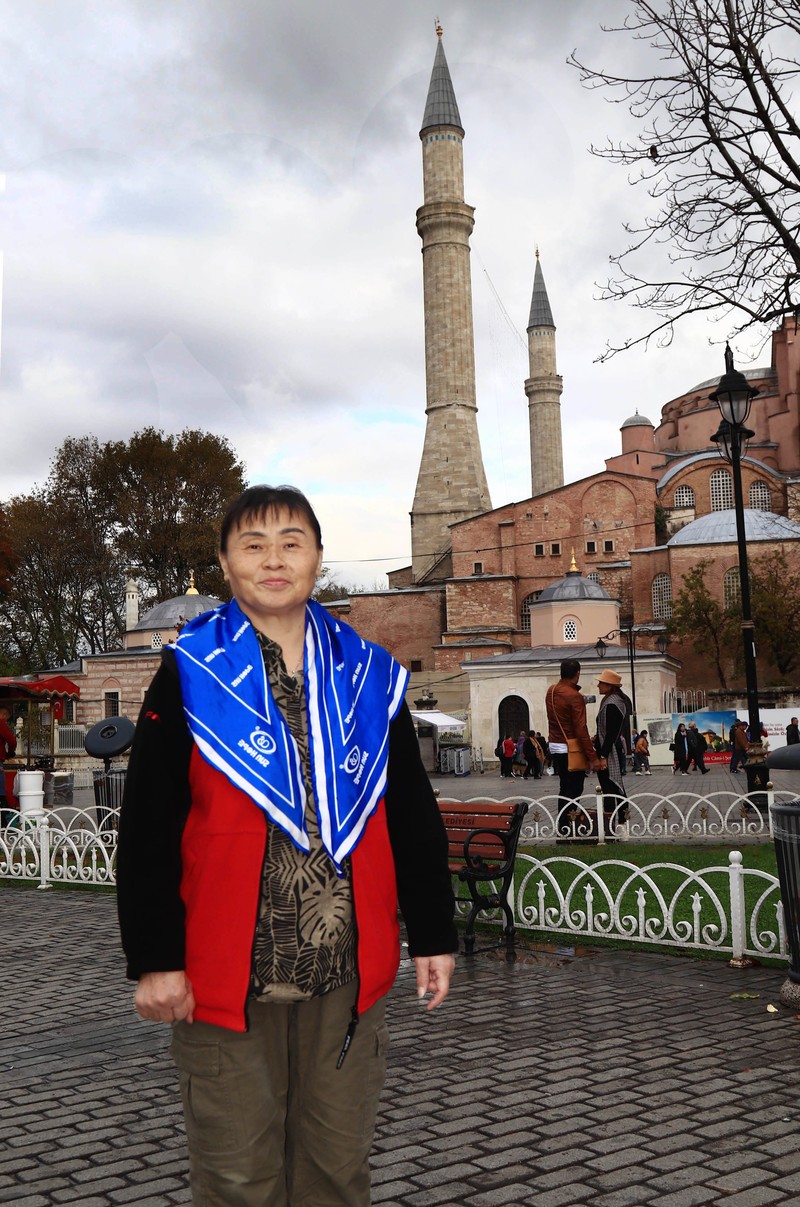 参观伊斯坦布尔蓝色清真寺