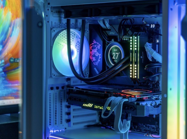 颜值、扩展、做工，你们要的全都有了！追风者518XTG 幻影白机箱装机分享