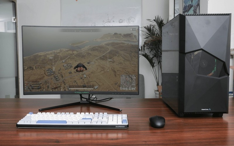 3800攒台二手电脑，机箱电源散热花了一半，朋友说败家？