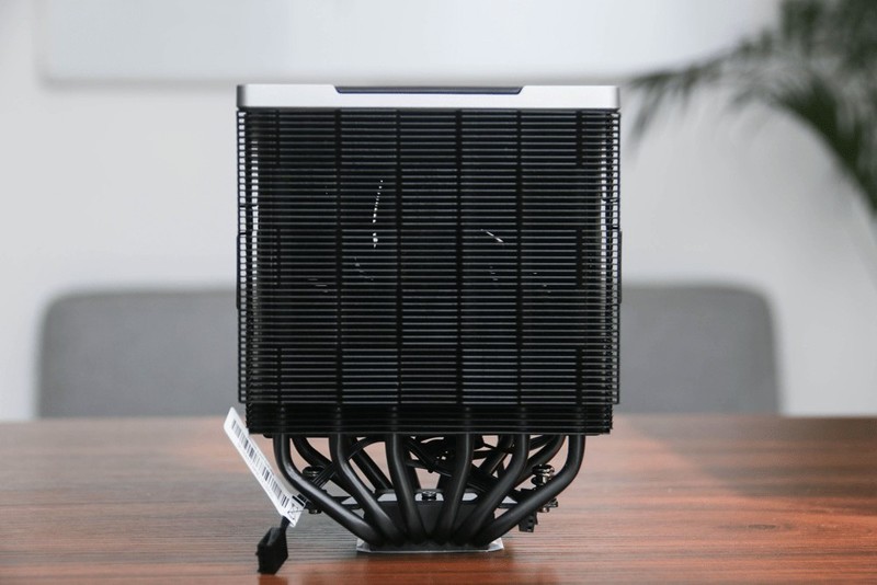 3800攒台二手电脑，机箱电源散热花了一半，朋友说败家？