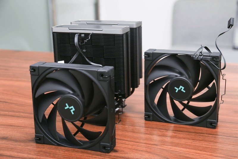 3800攒台二手电脑，机箱电源散热花了一半，朋友说败家？