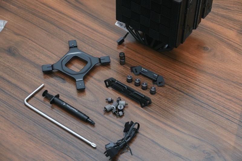 3800攒台二手电脑，机箱电源散热花了一半，朋友说败家？