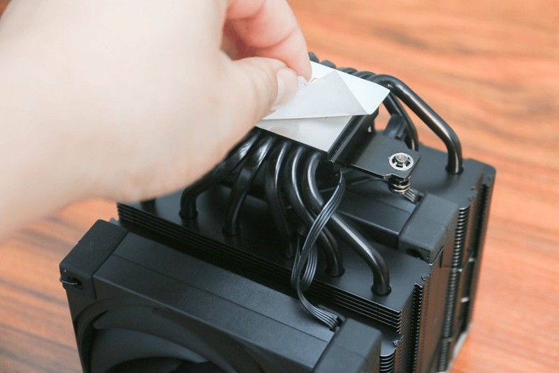 3800攒台二手电脑，机箱电源散热花了一半，朋友说败家？