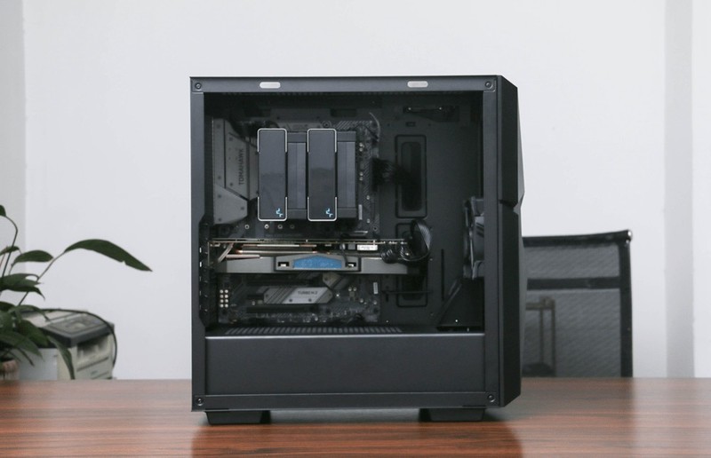 3800攒台二手电脑，机箱电源散热花了一半，朋友说败家？