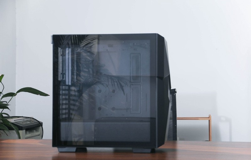 3800攒台二手电脑，机箱电源散热花了一半，朋友说败家？