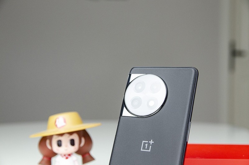 iPhone 13 Pro Max手机惨被“抛弃”，刚发售的一加Ace 2让我抛弃苹果，让我再用安卓机