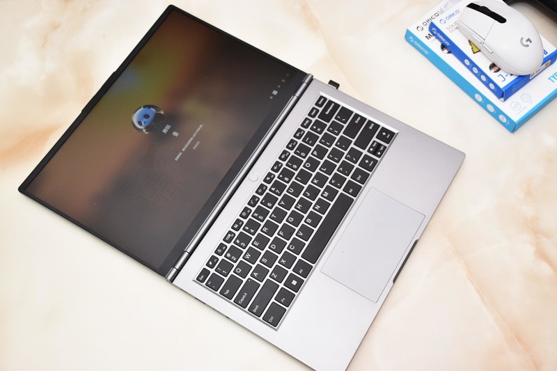 ORICO J20 SSD+USB4硬盘盒套装：打造你的极速移动数据库