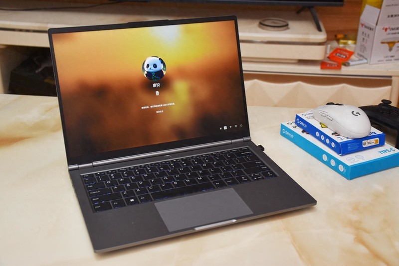 ORICO J20 SSD+USB4硬盘盒套装：打造你的极速移动数据库