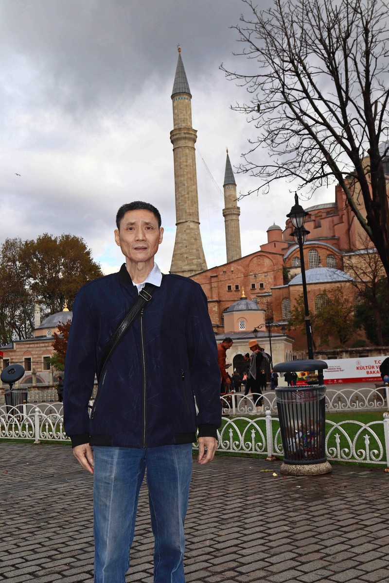 参观伊斯坦布尔蓝色清真寺