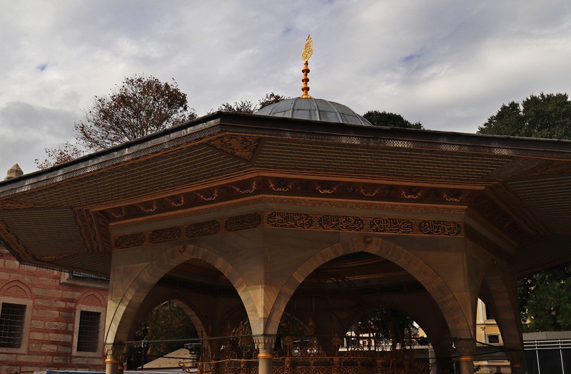 参观伊斯坦布尔蓝色清真寺