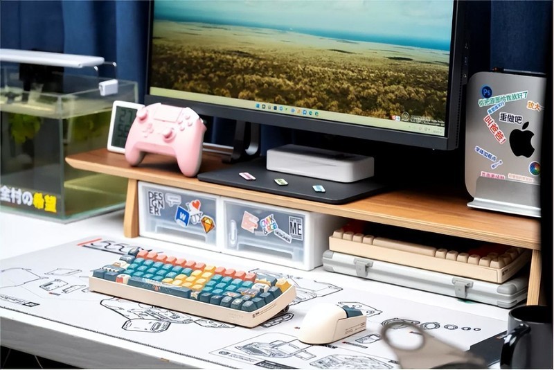 鼠标也能换键帽，Lofree洛斐小翘鼠标上的奇思妙想，《法老的黄金游Xing》主题键鼠桌搭