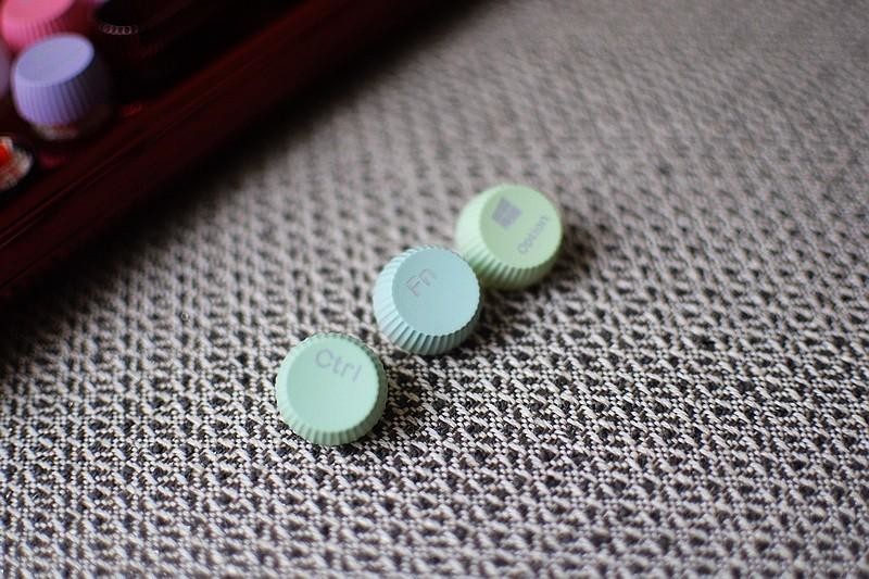 视觉冲击！颜值质感拉满， 雷柏ralemo Pre 5多模无线机械键盘