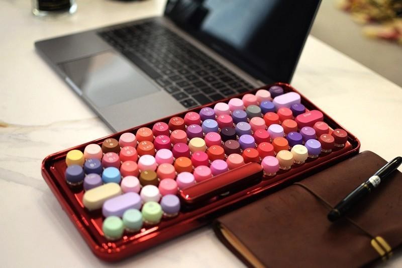 视觉冲击！颜值质感拉满， 雷柏ralemo Pre 5多模无线机械键盘