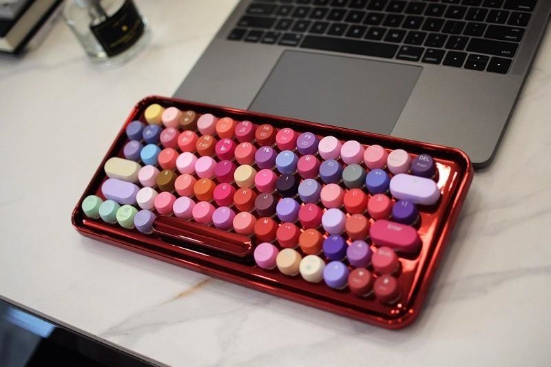 视觉冲击！颜值质感拉满， 雷柏ralemo Pre 5多模无线机械键盘