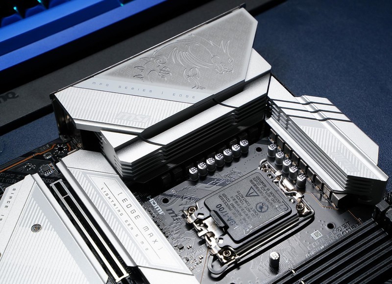 双十二不买就亏 be quite! Shadow Base 800 FX高颜值装机秀