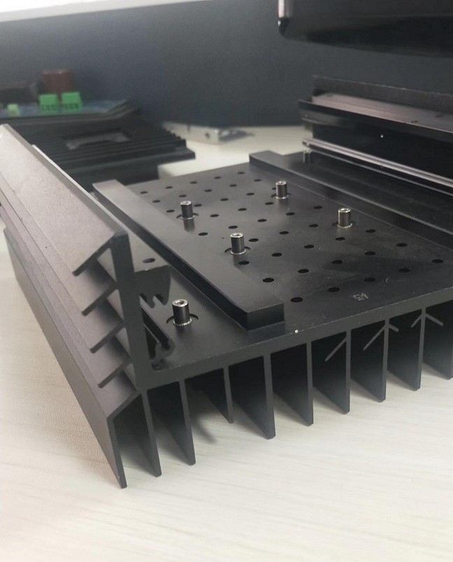 东莞市亿之鸿精密五金有限公司-工控主机机箱定制-工业电脑机箱