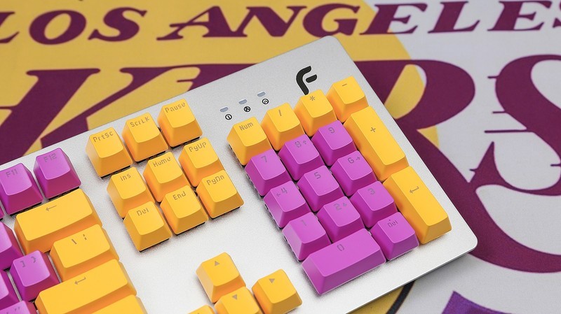 教练，我想打篮球，给运动男孩的机械键盘