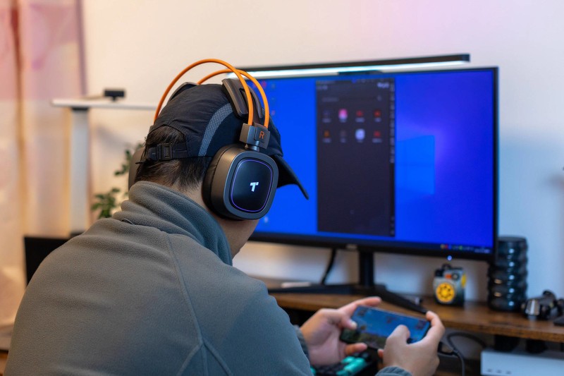 脚步声、枪声精准定位，唐麦H28专业游戏耳机，先声夺人感觉真爽