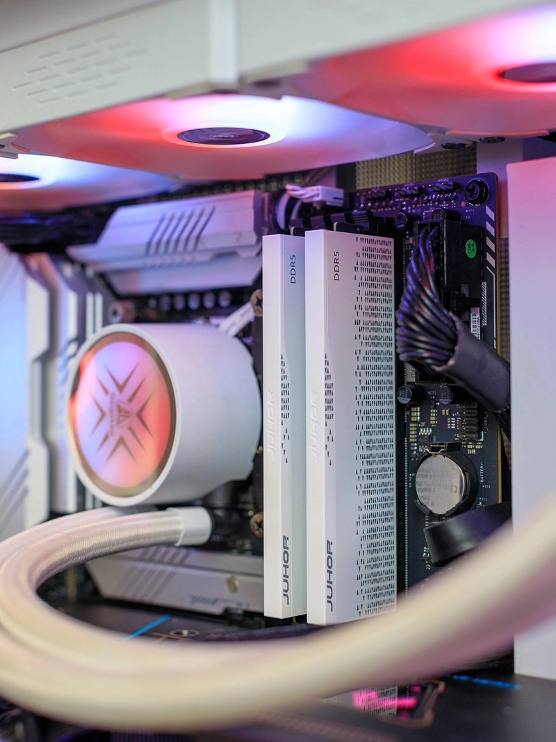 玖合星域系列DDR5内存条，性能与稳定性的双重考验