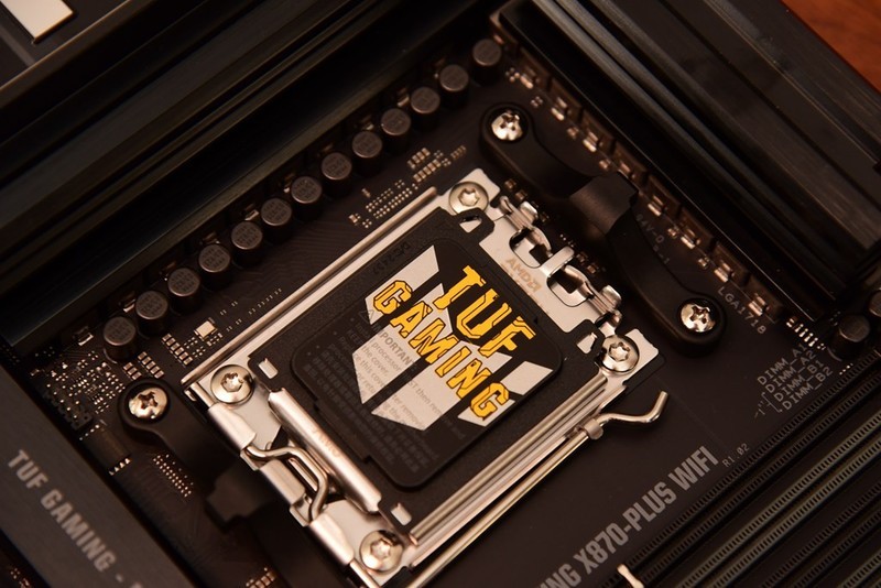 终极武器来临？Ryzen 9 9950X3D与14900K，胜算几何？