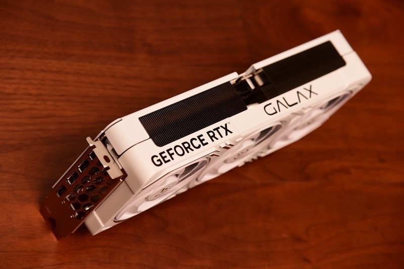 终极武器来临？Ryzen 9 9950X3D与14900K，胜算几何？