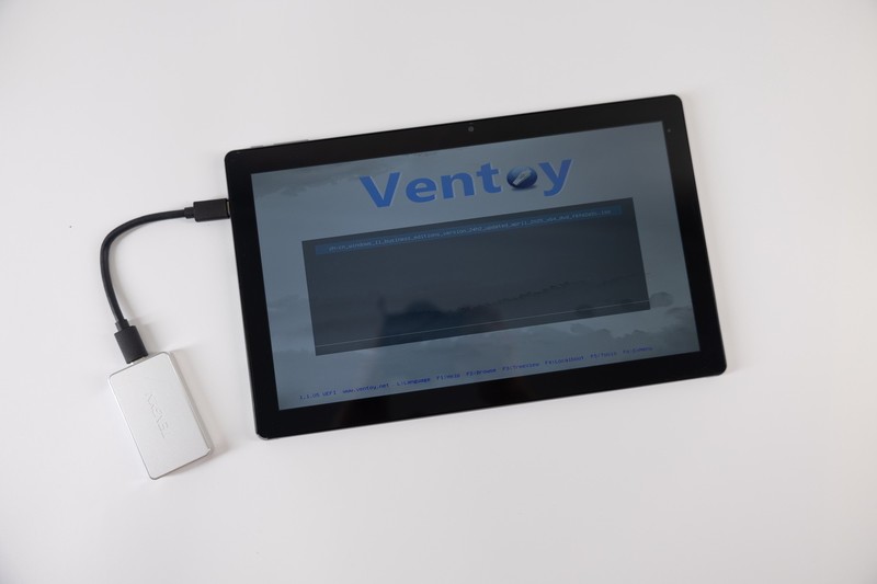 移动存储新选择，小巧便携且高速读写的移动固态硬盘不香吗