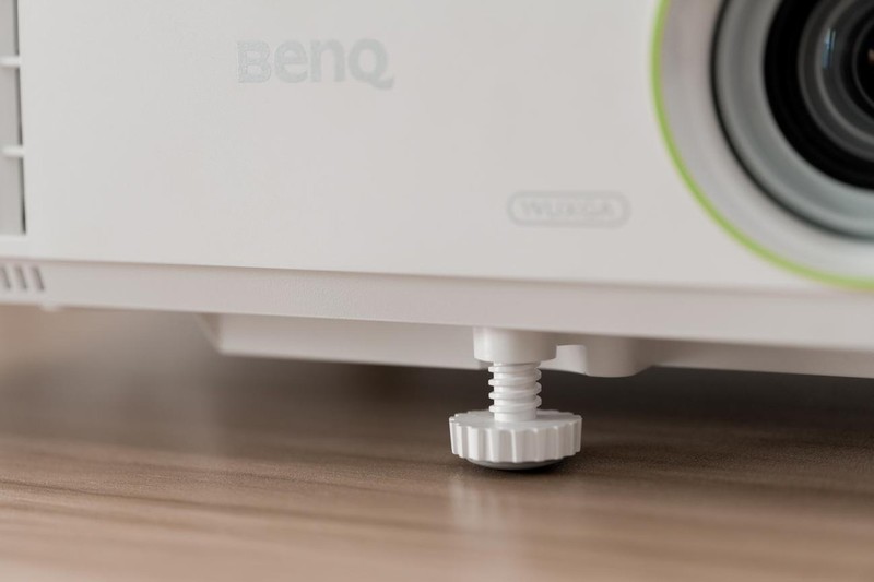 用明基E592智能高清投影仪拍人像照，出片率真高，摄影师看过来