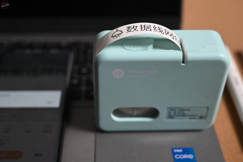 支持鸿蒙智联的海鸟标签机初体验：轻松管理日常物品，井井有条不凌乱