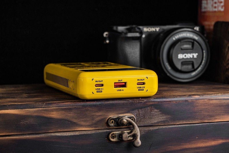 25000mAh、130W输出、实时功率数显、高颜值可上飞机，移速能量星球充电宝评测