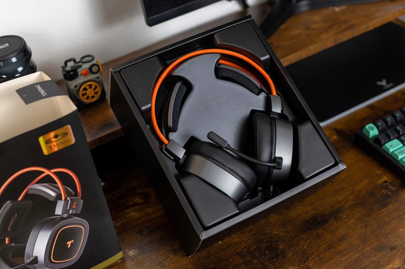 脚步声、枪声精准定位，唐麦H28专业游戏耳机，先声夺人感觉真爽