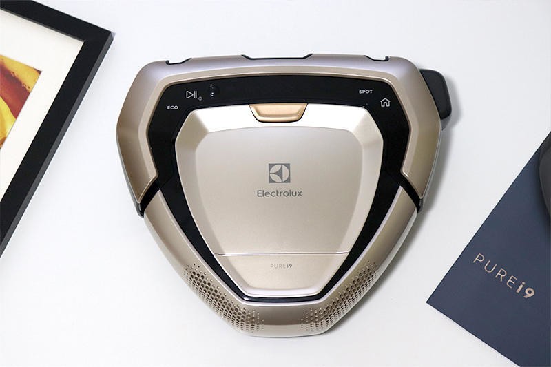 春节回家大吃一惊，真庆幸我当初的决定！聊聊我入手4年的扫地机