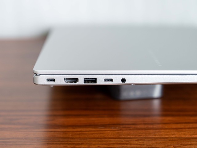 大屏AI办公轻薄新选择，华硕无畏Pro16 锐龙版 2025笔记本体验分享