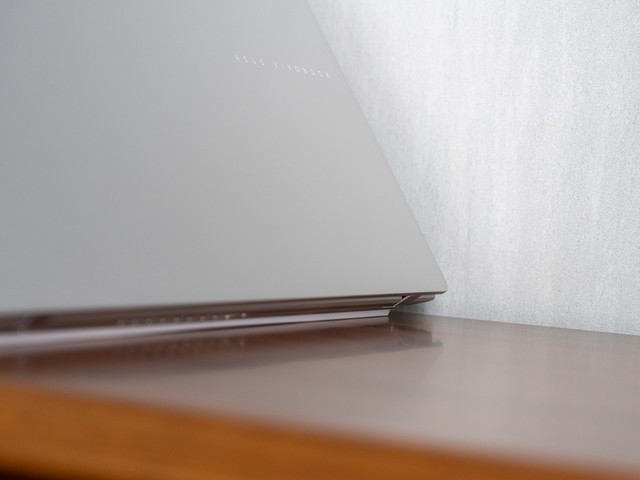 大屏AI办公轻薄新选择，华硕无畏Pro16 锐龙版 2025笔记本体验分享