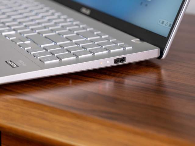 大屏AI办公轻薄新选择，华硕无畏Pro16 锐龙版 2025笔记本体验分享