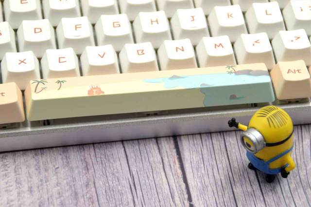 喵萌风格，独创银轴，雷柏MT510PRO多模机械键盘评测