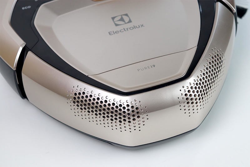 春节回家大吃一惊，真庆幸我当初的决定！聊聊我入手4年的扫地机