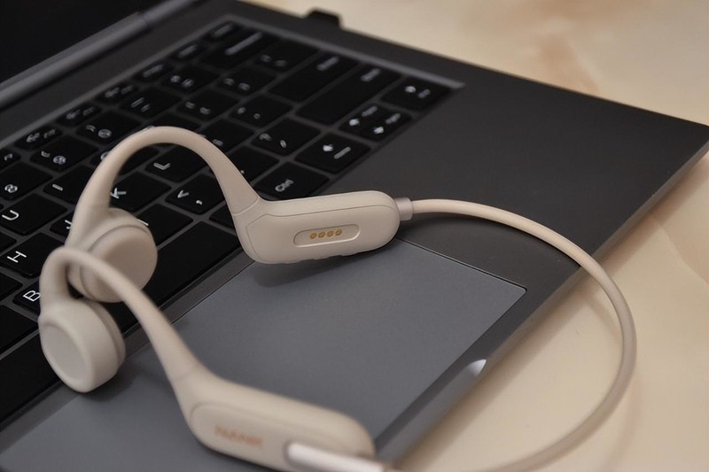 中端价格，旗舰品质，NANK Runner3骨传导听音体验