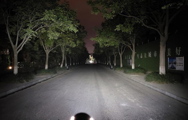 远近光设计 搭配无线遥控 迈极炫WF2500自行车灯