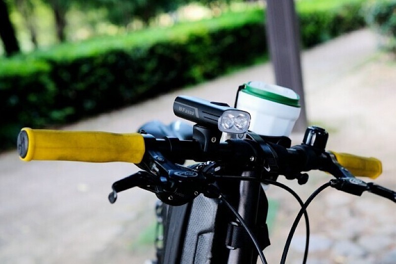远近光设计 搭配无线遥控 迈极炫WF2500自行车灯