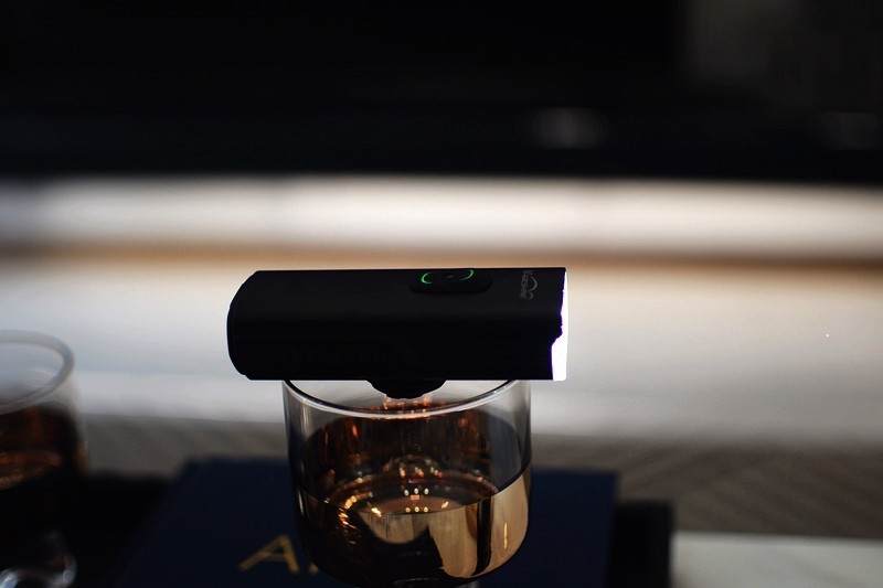 远近光设计 搭配无线遥控 迈极炫WF2500自行车灯